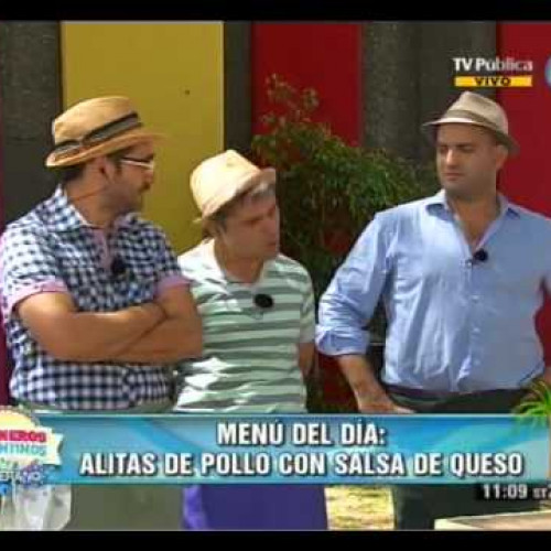 Alitas de pollo con salsa de queso