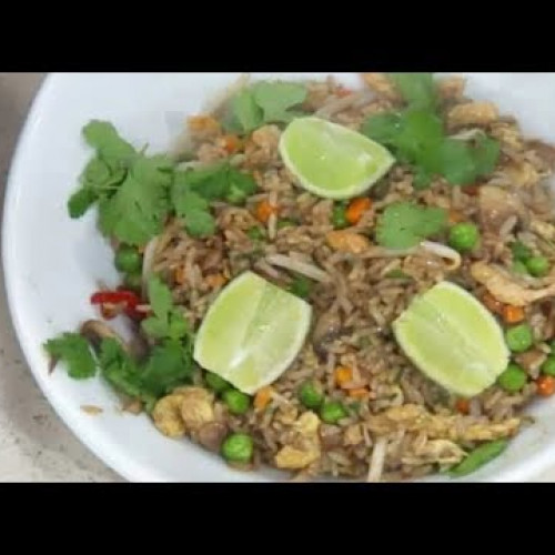 Arroz frito con salsa picante