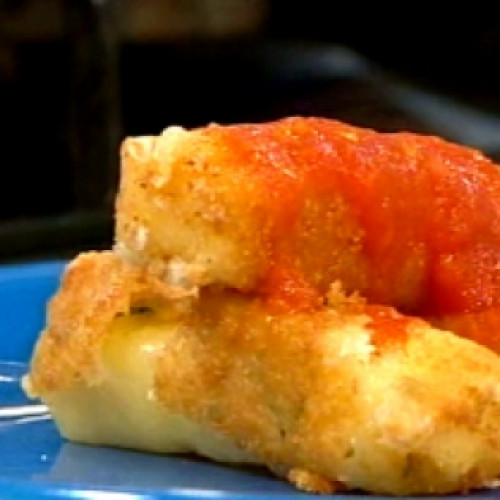 Bastones de mozzarella provenzal