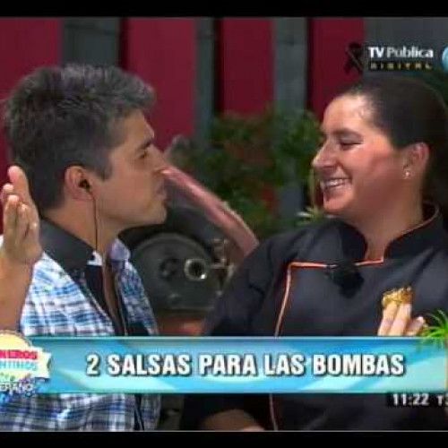 Bombas de cerdo y batata con salsas agridulces