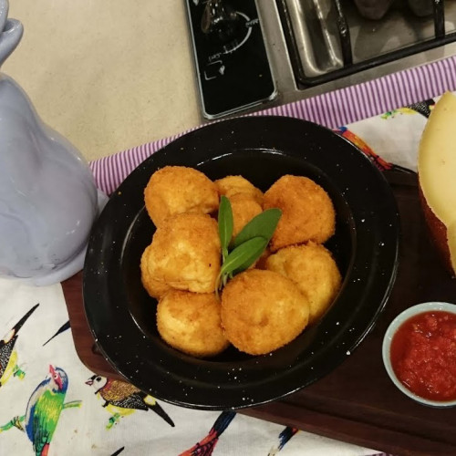 Buñuelos de queso soufflé