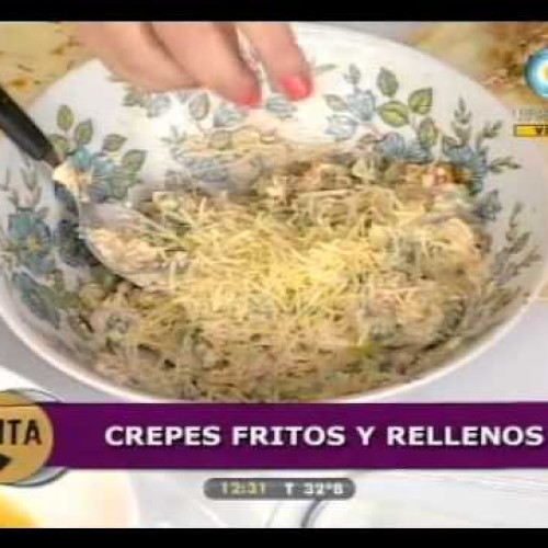 Crepes fritos y rellenos fáciles de hacer
