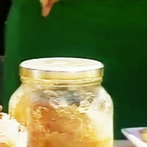 Dulce de tomate y copas de alcayota