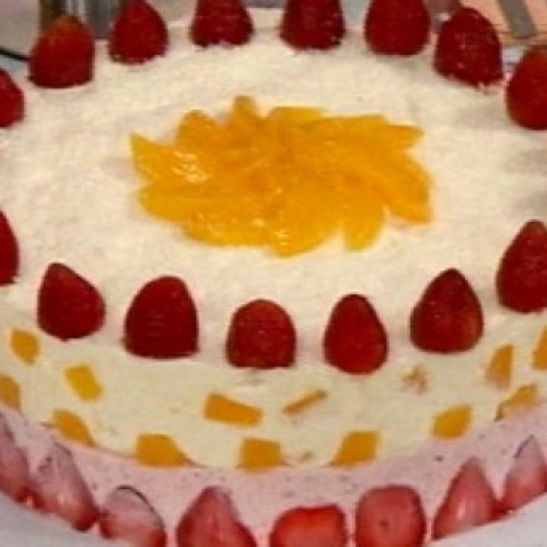 Espectacular torta helada de frutilla y durazno