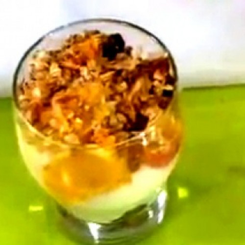 Granola casera con yogur