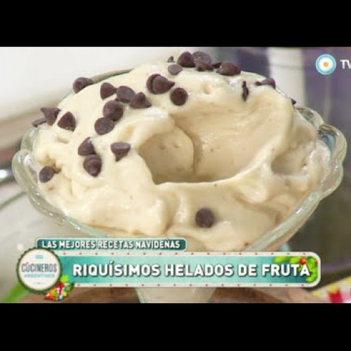 Helado frutal navideño