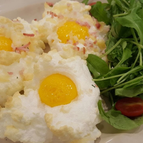 Huevos nube