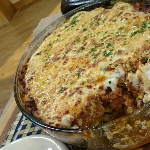 Lasagna de berenjenas y papas a la griega