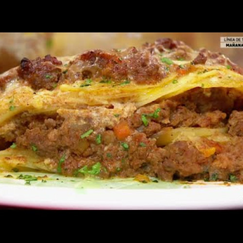 Mil hojas de papa y bolognesa gratinado