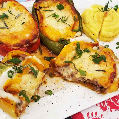 Morrones rellenos gratinados con puré duquesa