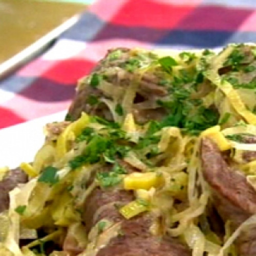 Niños envueltos y mil hojas de estación