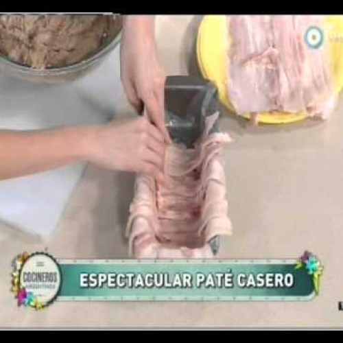 Paté de hí­gado de pollo en panceta