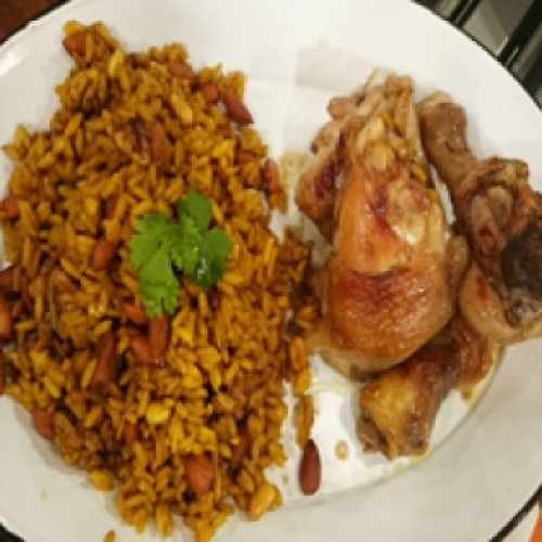 Pollo al horno con arroz con frutos secos