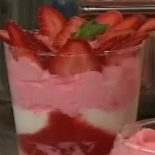 Recetas que se hacen solas: Bizcochitos, fideos sin amasar y mousse de frutilla.