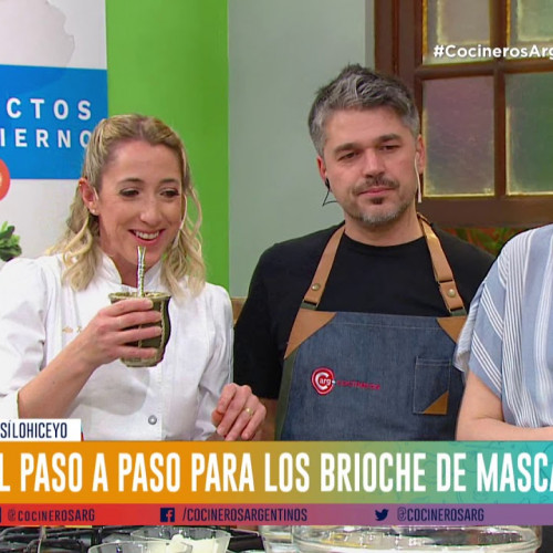 Brioche de mascarpone con peras