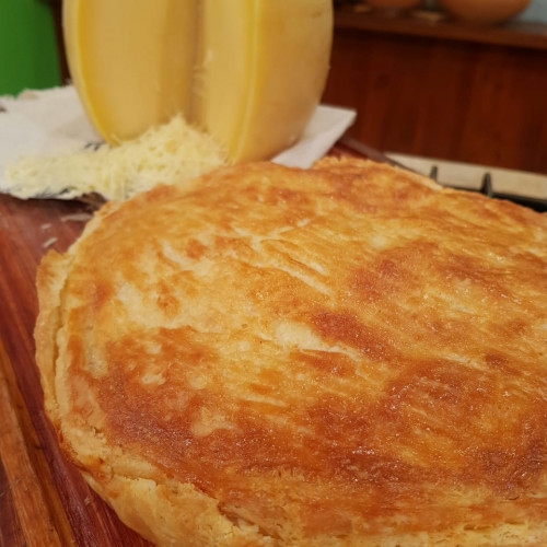 Tarta de jamón y queso