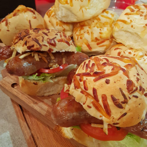 Choripan en pan de queso