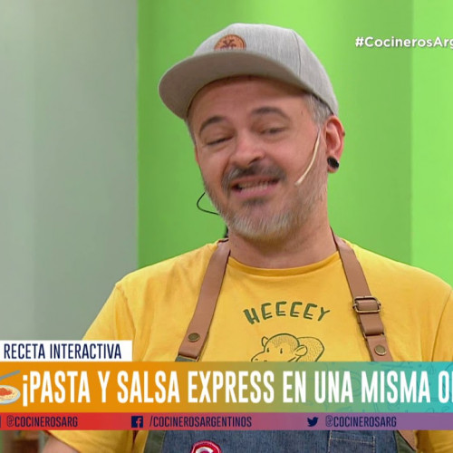 Pasta corta con crema, hongos, panceta y brocoli