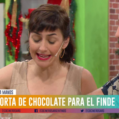 Torta de chocolate, frutos secos y coco