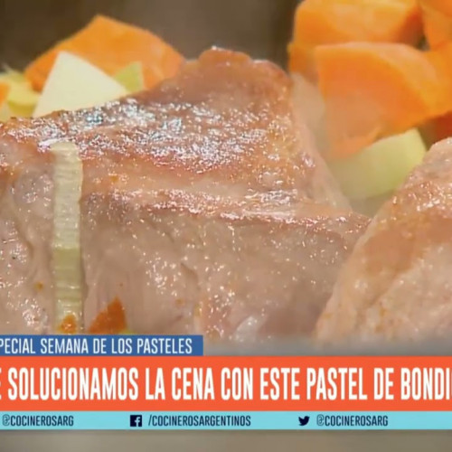 PASTEL DE BONDIOLA CON PURÉ DE BATATA