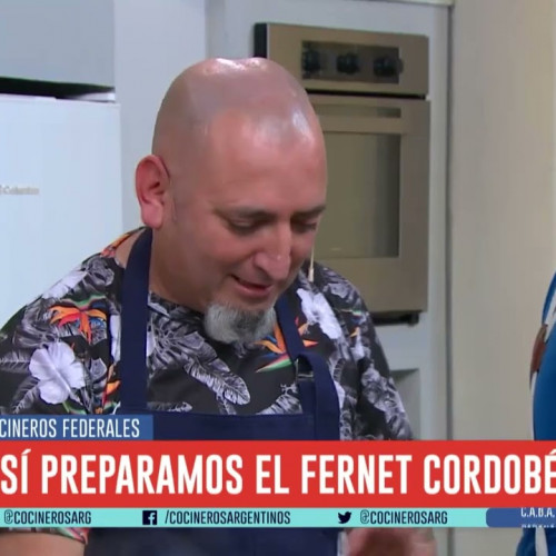 CORDERO AL FERNET CON PURÉ DE COLIFLOR