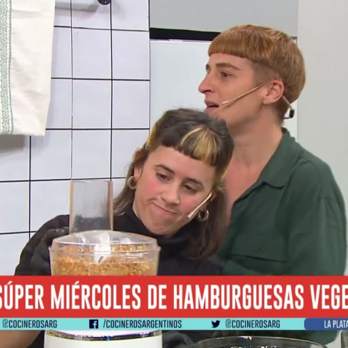 HAMBURGUESA VEGETARIANA CON PAN CASERO