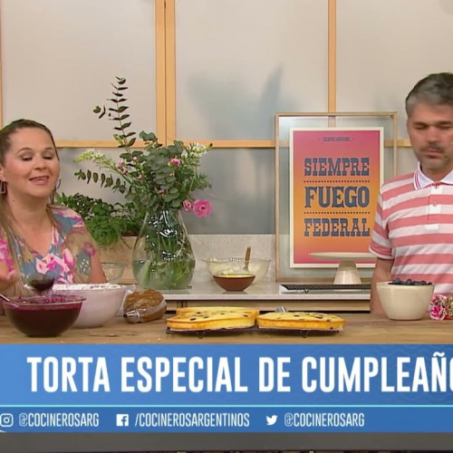 TORTA DESNUDA DE LIMÓN Y ARÁNDANOS