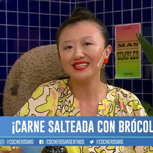 CARNE SALTEADA CON BRÓCOLI ACOMPAÑADO DE ARROZ