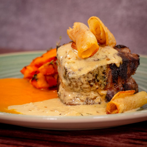 LOMO ASADO A LA MOSTAZA CON ZANAHORIAS