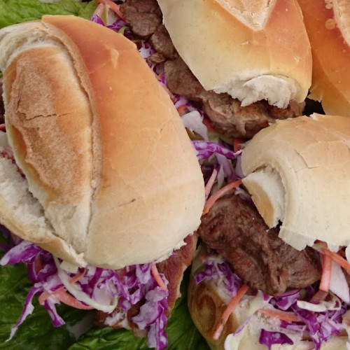 Sándwiches de bondiola a la chapa
