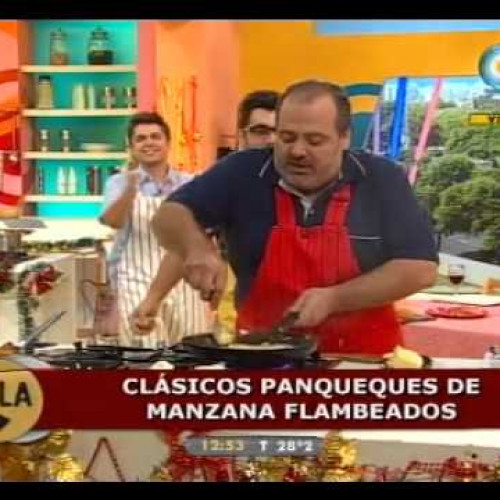 Súper panqueques de manzana flambeados para despedir el año con delicias ricas