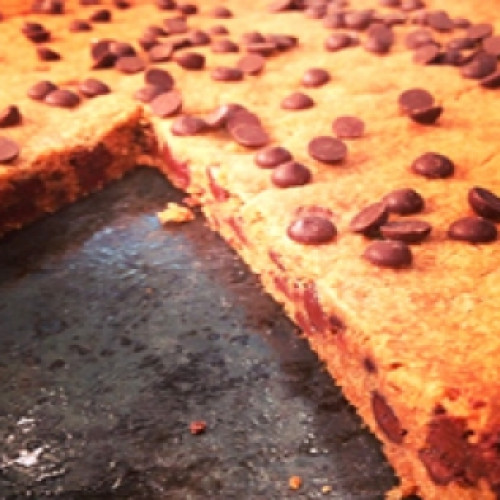 Torta cookie en sartén