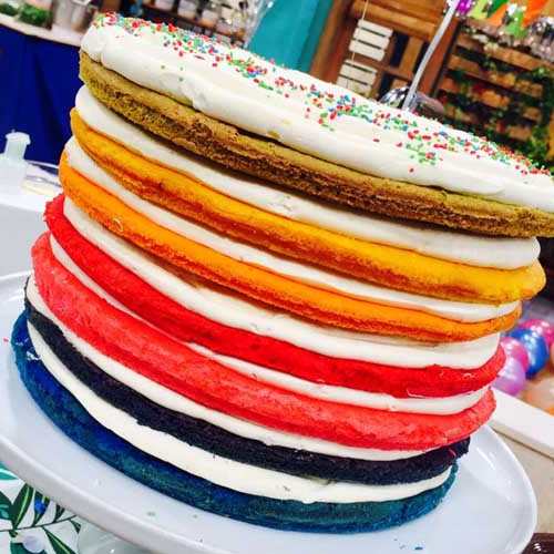 Torta de colores festiva