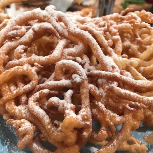 Tortas fritas al embudo y al pomito