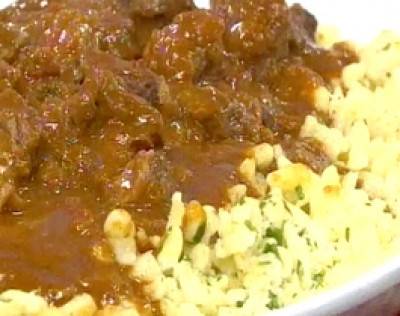 Goulash con spaetzle - Cocineros Argentinos