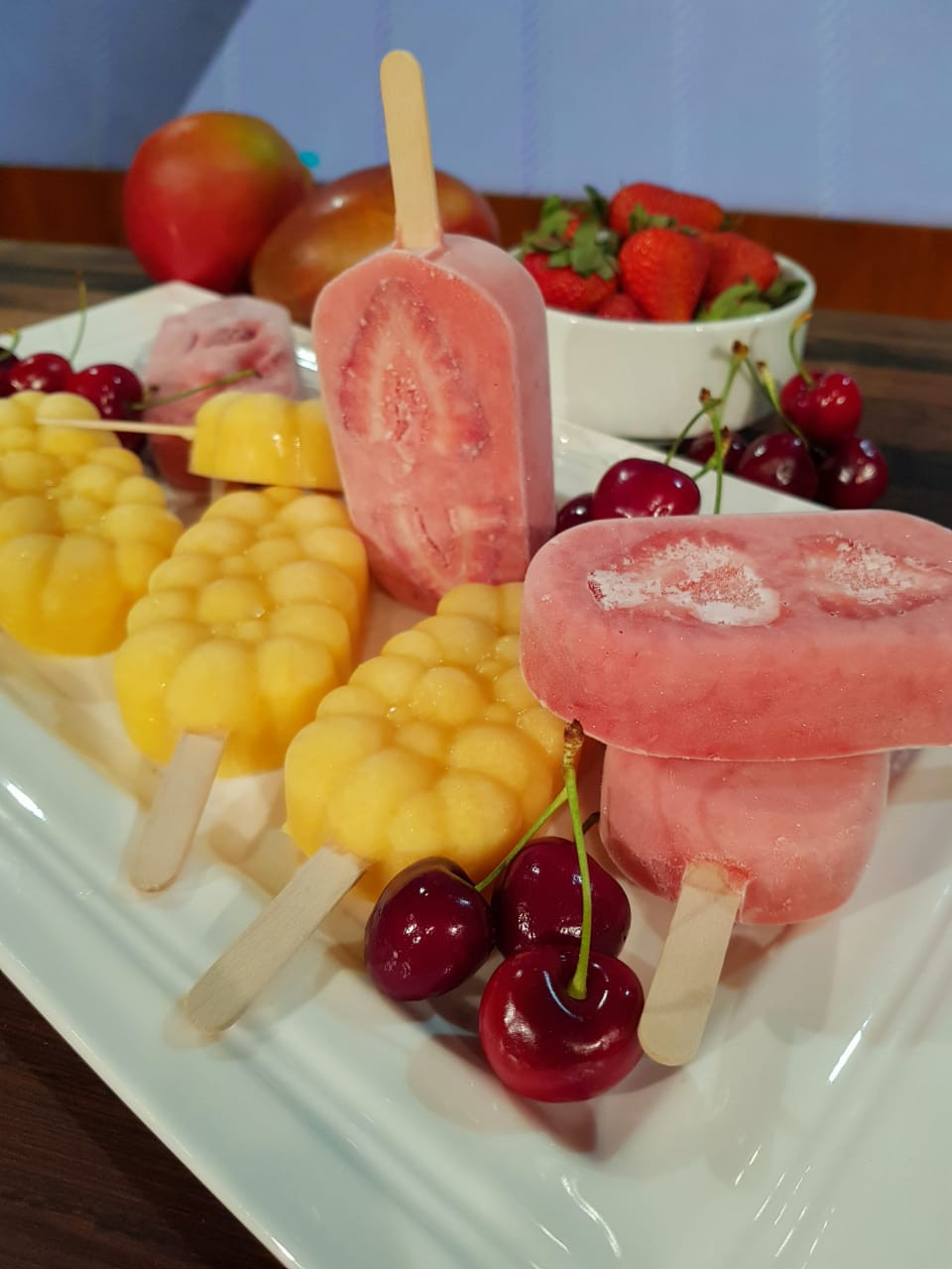 Paletas de yogurt y frutillas - Cocineros Argentinos