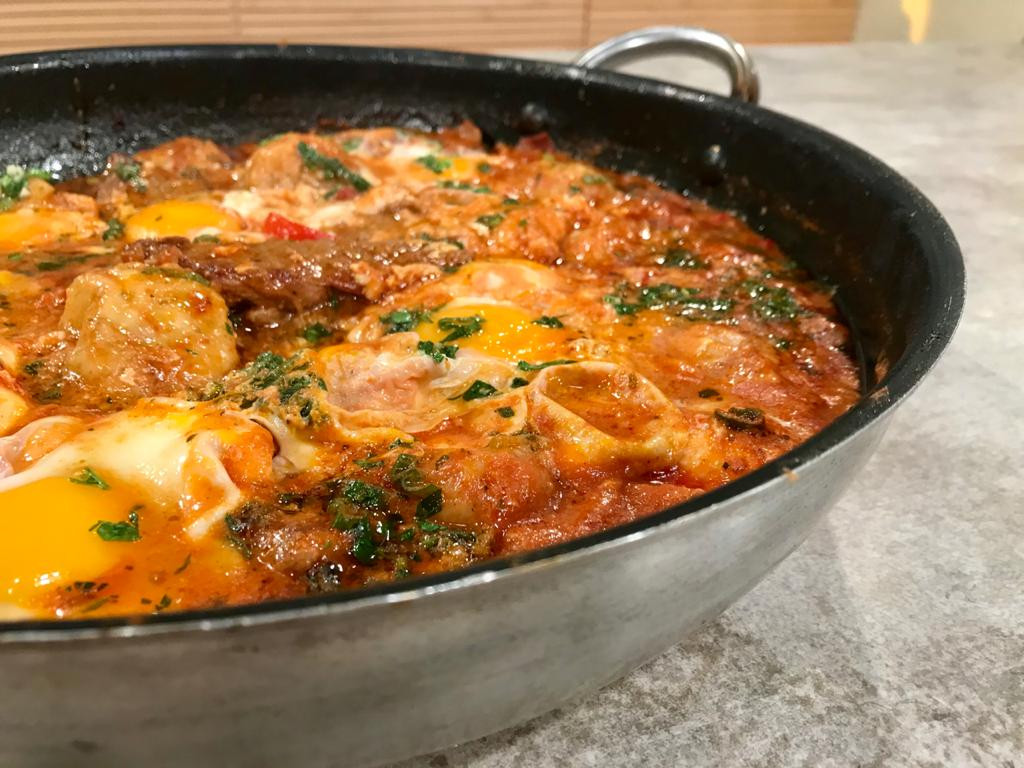 BIFES A LA CRIOLLA CON PANCITOS - Cocineros Argentinos