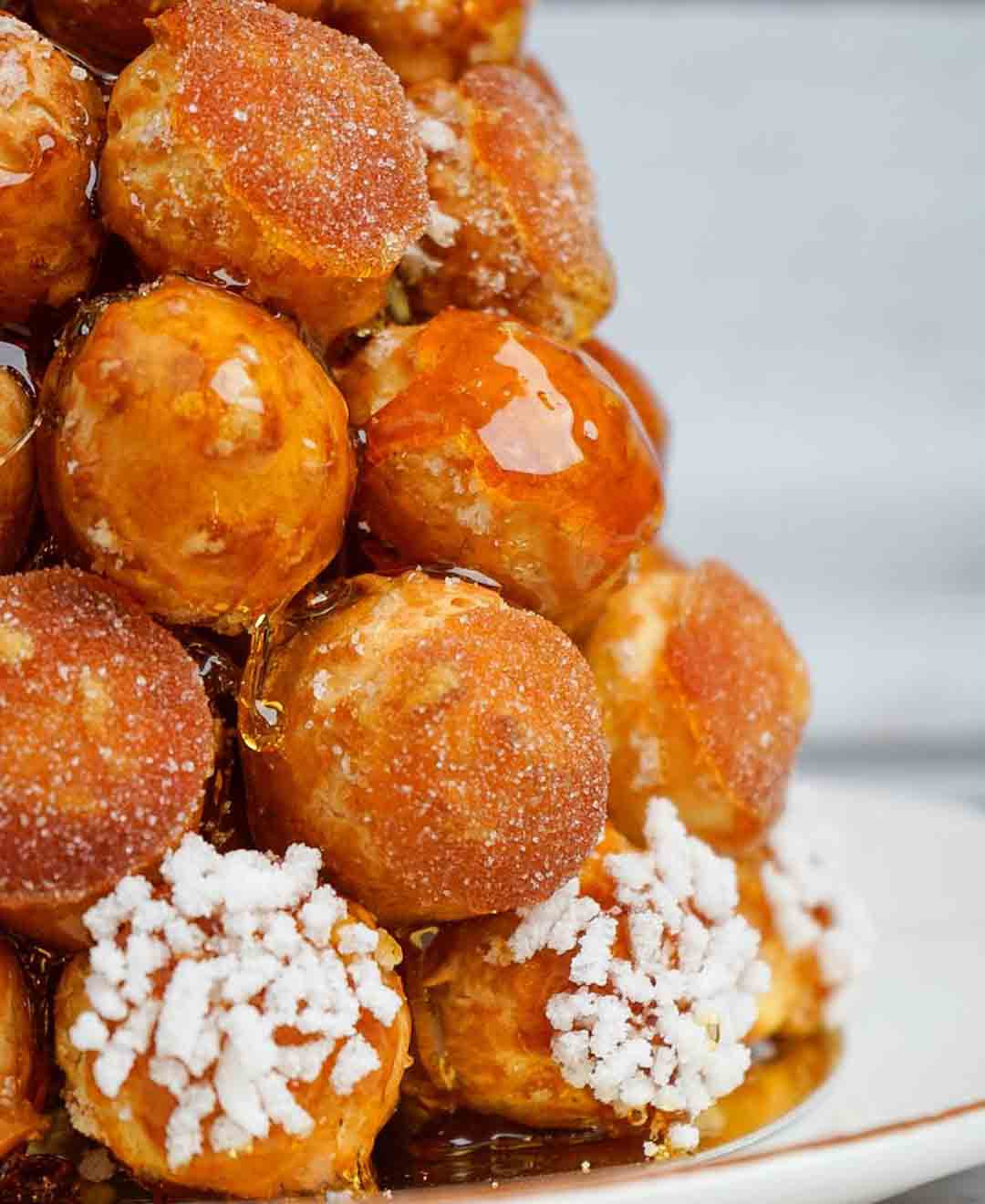 TORRE DE PROFITEROLES - Cocineros Argentinos