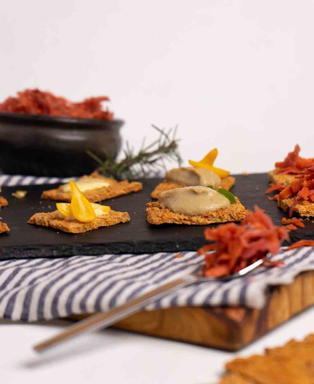 GALLETITAS DE AVENA FERMENTADA Y CHUCRUT - Cocineros Argentinos