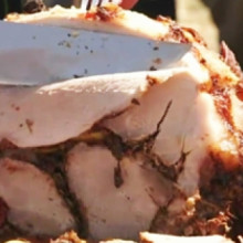 Pernil de cerdo relleno al horno chileno