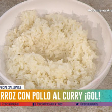 Pollo al curry con arroz