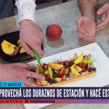 Tarta frutal con duraznos