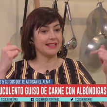 GULASH CON ALBÓNDIGAS