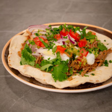 TACOS DE CERDO Y GUACAMOLE