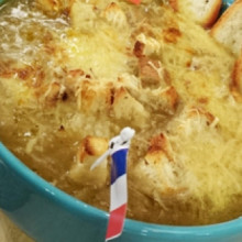 Sopa de cebolla a la francesa
